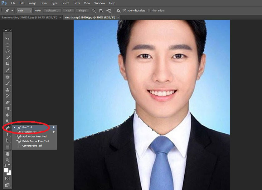 chọn Pen Tool để tạo vùng chọn tách phần áo ra khỏi đối tượng