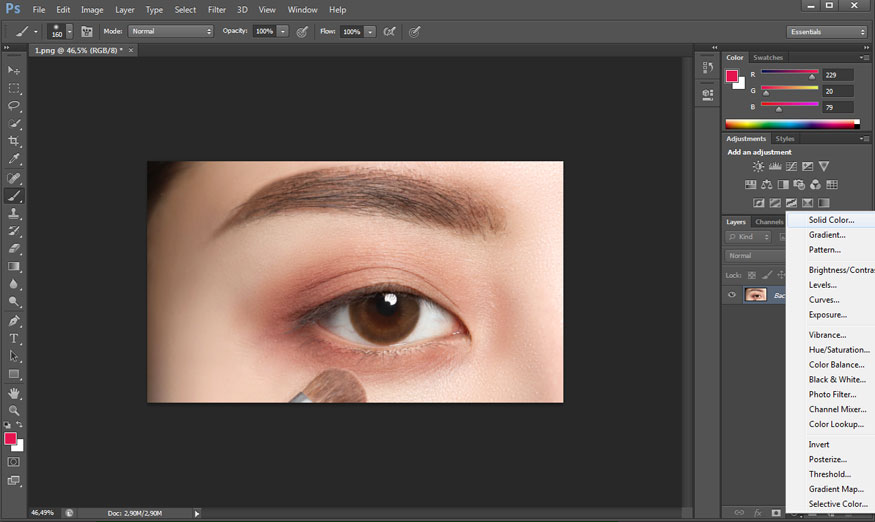 Mở bức ảnh cần chỉnh màu mắt trong Photoshop lên
