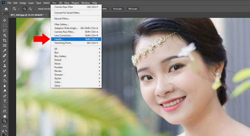 chọn Liquify hoặc nhấn tổ hợp phím tắt Ctrl+Shift+X