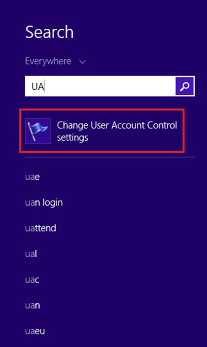 Mở Control Panel sau đó lựa chọn User Accounts
