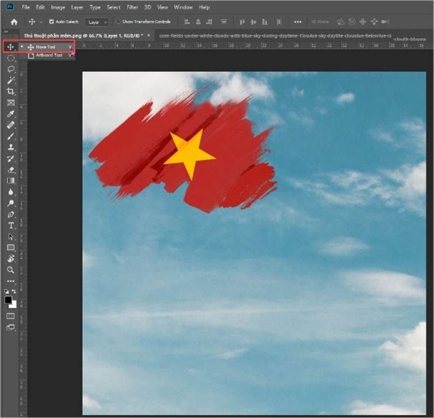 Dùng công cụ Move nằm trong khung công cụ ngay phía bên trái màn hình