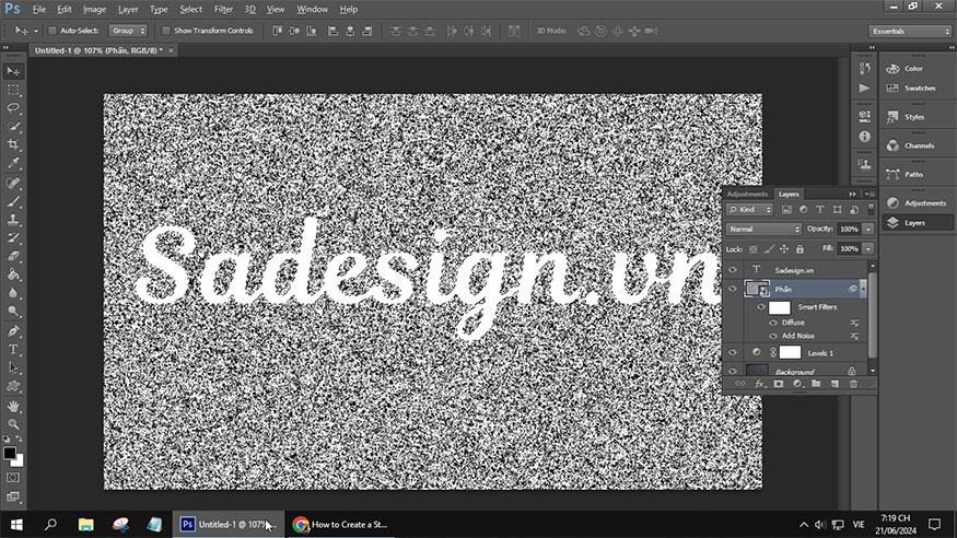 Ctrl+click vào hình thumbnail của layer văn bản