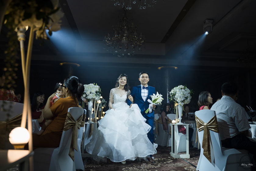Thuê thợ chụp ảnh cưới