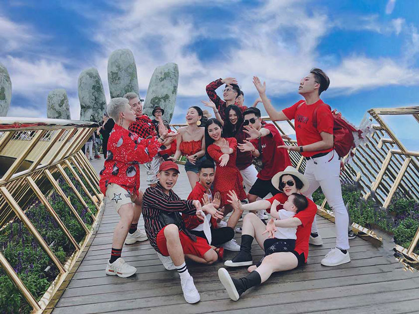 chú ý về trang phục